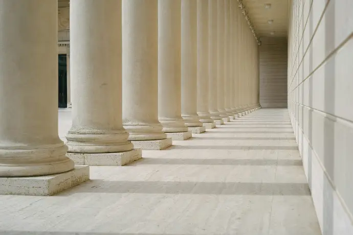 white concrete pillar during daytime